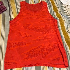 Lululemon tank top